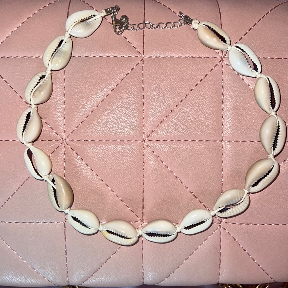 Sea Shell Choker Necklace